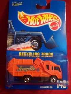 Hot Wheels Orange Recycling Garbage Truck Diecast Collector Model #143