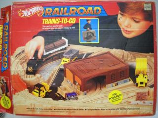Vintage 1985 Hotwheels Railroad Train Sto Stow N Go Kid Powered