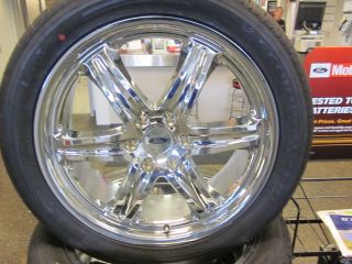 Ford F150 Chrome Wheels and Tires 275 45 R22