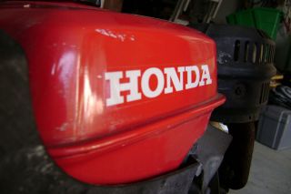 Honda Two Stage Snow Blower 8 HP Trac Wheels Hydrostatic