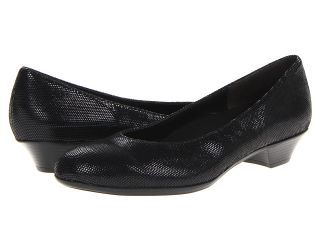 Munro American Meg Womens Flat Shoes (Black)
