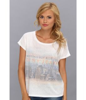 DKNY Jeans Nothing But Blue Skies East West Graphic Tee Womens Short Sleeve Pullover (White)
