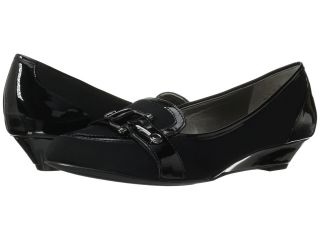 Circa Joan & David Berna Womens 1 2 inch heel Shoes (Black)